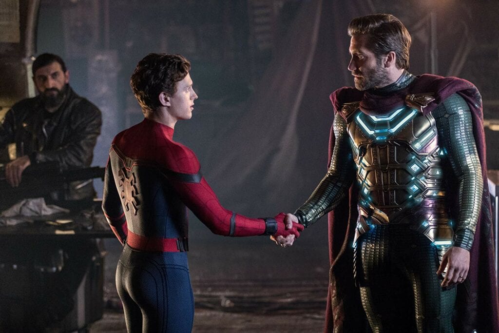 Spider-Man dan Mysterio dalam Spider-Man: Far from Home