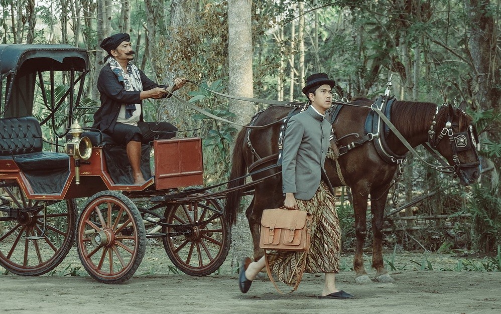 Iqbaal Ramadhan di film Bumi Manusia