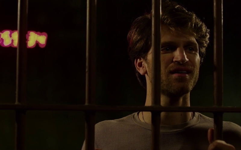 Keegan Allen sebagai Cole